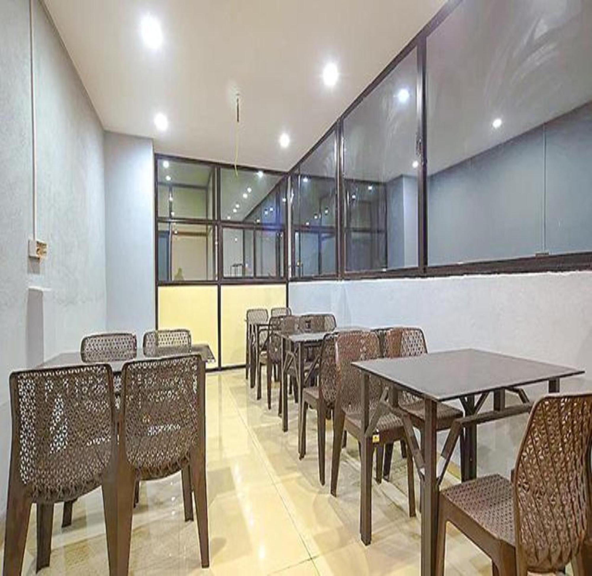 Hrg Destiny Hotels 54 Индаур Экстерьер фото